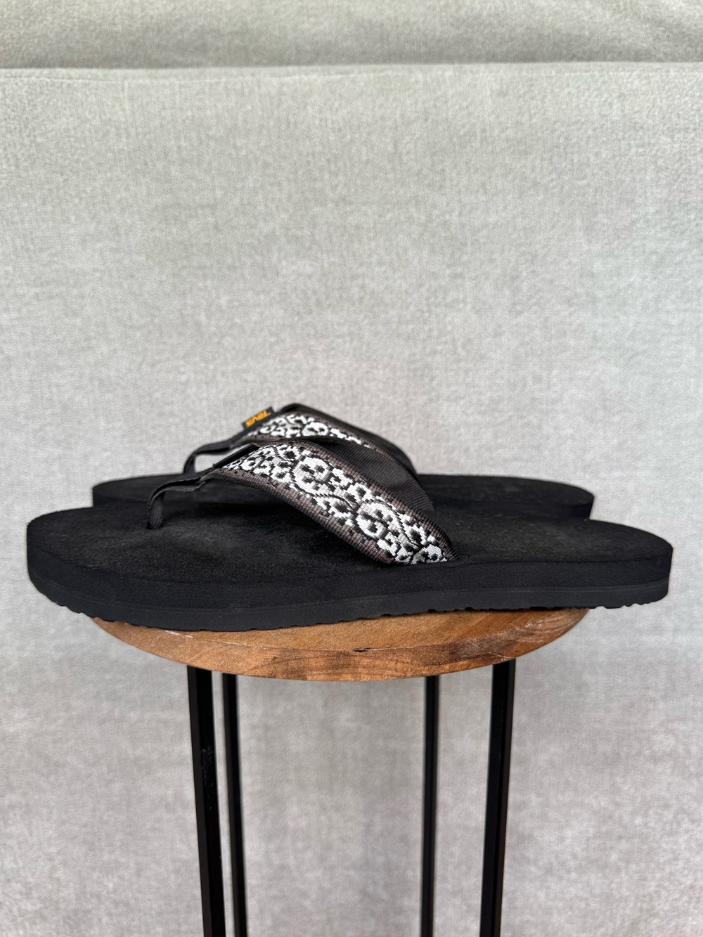 Teva Women's Mush II Flip-Flop Size 10